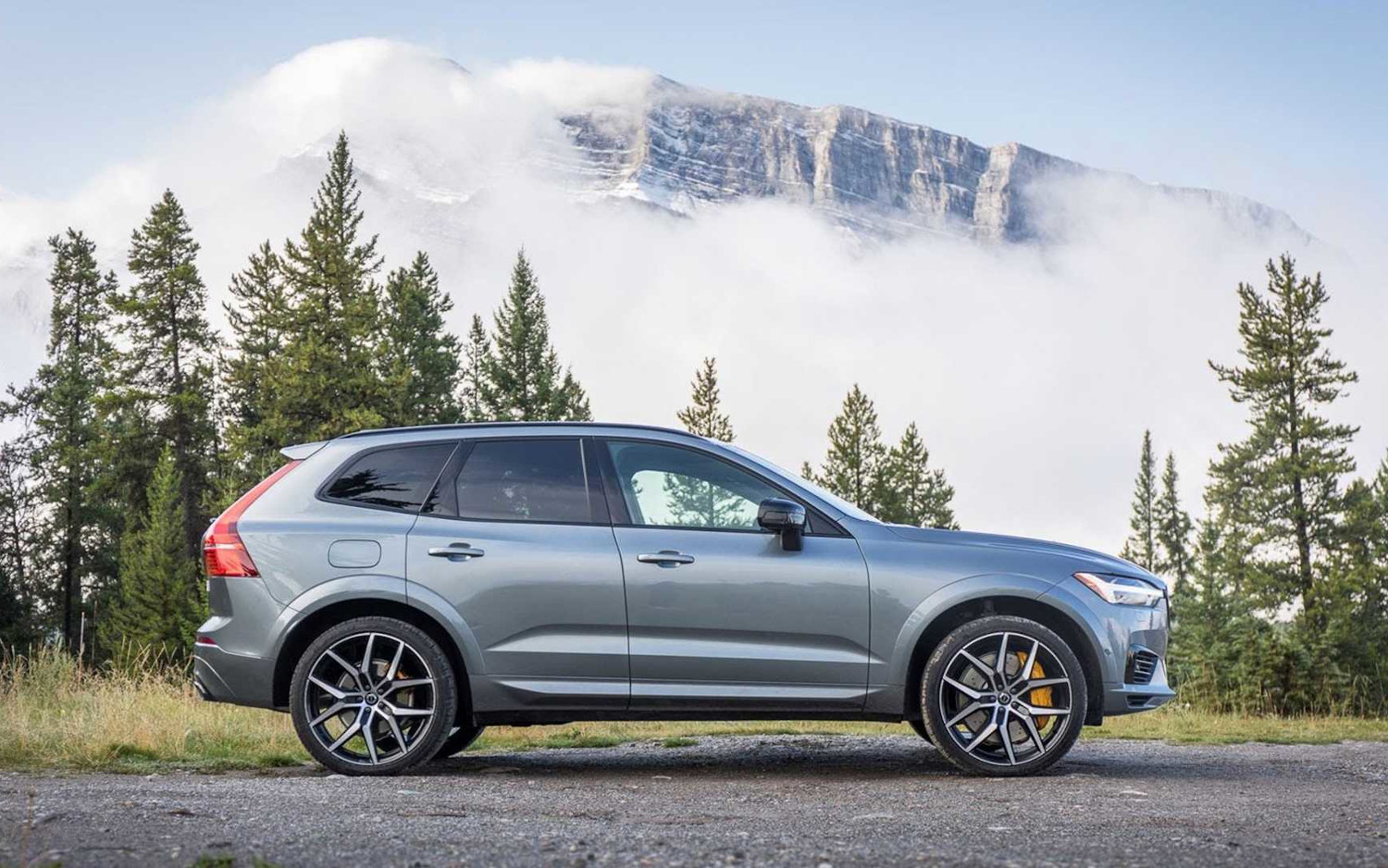 Volvo XC60 T8 Polestar Engineered 2021 | SUV Drive